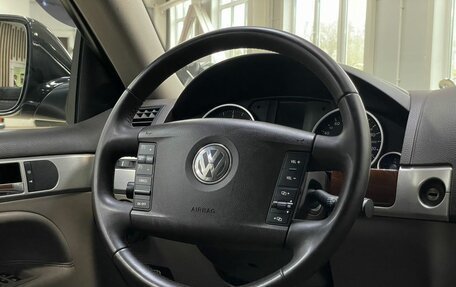 Volkswagen Touareg III, 2009 год, 2 100 000 рублей, 24 фотография