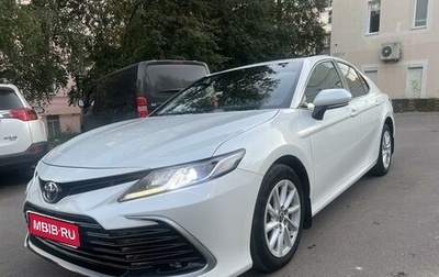 Toyota Camry, 2021 год, 2 800 000 рублей, 1 фотография