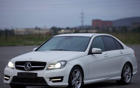 Mercedes-Benz C-Класс, 2011 год, 1 300 000 рублей, 2 фотография