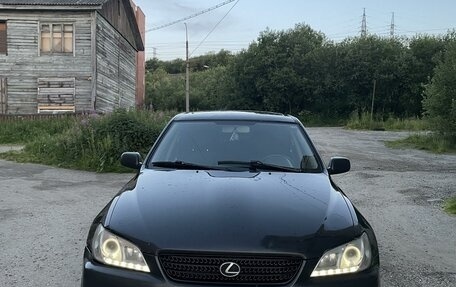 Lexus IS II рестайлинг 2, 1999 год, 699 000 рублей, 6 фотография