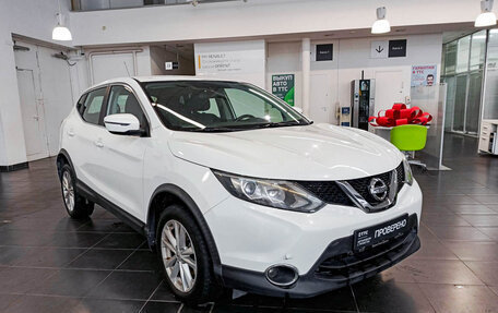 Nissan Qashqai, 2016 год, 1 585 000 рублей, 3 фотография