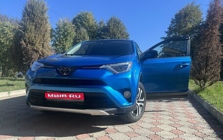 Toyota RAV4, 2017 год, 2 745 000 рублей, 1 фотография