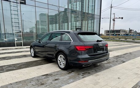 Audi A4, 2019 год, 2 850 000 рублей, 3 фотография