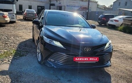 Toyota Camry, 2019 год, 3 270 000 рублей, 15 фотография