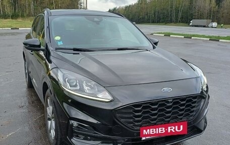 Ford Kuga III, 2020 год, 2 425 000 рублей, 2 фотография