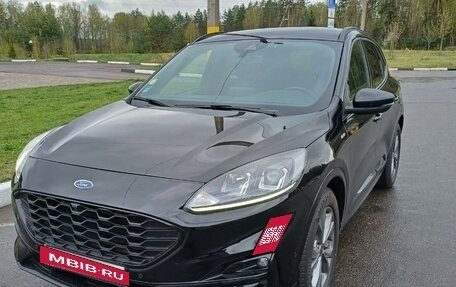 Ford Kuga III, 2020 год, 2 425 000 рублей, 3 фотография