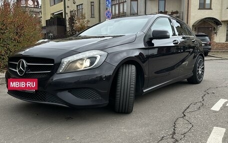 Mercedes-Benz A-Класс, 2013 год, 1 550 000 рублей, 2 фотография