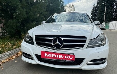 Mercedes-Benz C-Класс, 2013 год, 2 000 000 рублей, 2 фотография