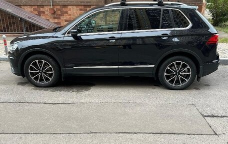 Volkswagen Tiguan II, 2018 год, 3 390 000 рублей, 5 фотография