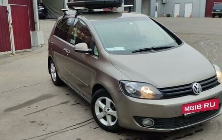 Volkswagen Golf Plus II, 2012 год, 900 000 рублей, 3 фотография