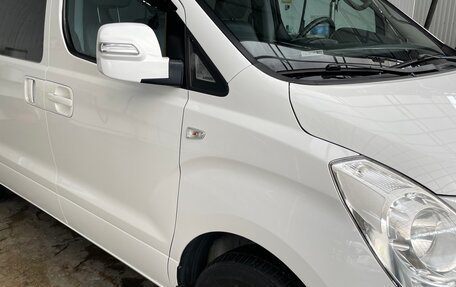 Hyundai Grand Starex Grand Starex I рестайлинг 2, 2015 год, 2 600 000 рублей, 15 фотография