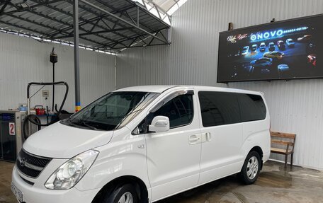 Hyundai Grand Starex Grand Starex I рестайлинг 2, 2015 год, 2 600 000 рублей, 13 фотография