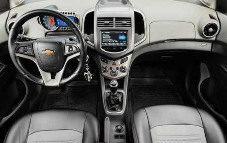 Chevrolet Aveo III, 2013 год, 600 000 рублей, 10 фотография