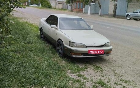 Toyota Camry V30, 1992 год, 295 000 рублей, 1 фотография