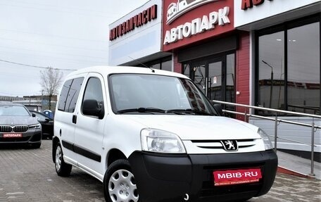 Peugeot Partner II рестайлинг 2, 2010 год, 670 000 рублей, 1 фотография