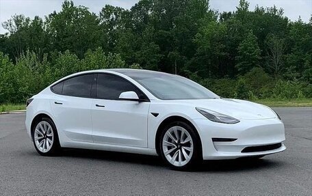 Tesla Model 3 I, 2022 год, 5 169 000 рублей, 1 фотография