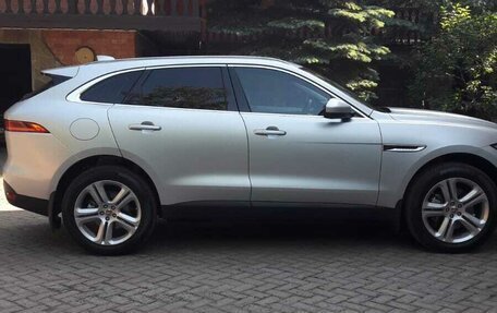 Jaguar F-Pace, 2018 год, 5 600 000 рублей, 8 фотография