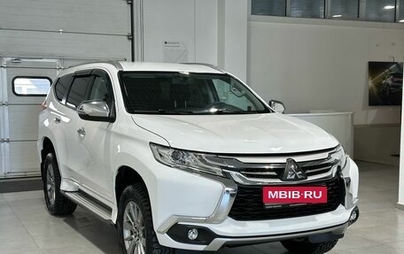 Mitsubishi Pajero Sport III рестайлинг, 2019 год, 3 299 900 рублей, 1 фотография