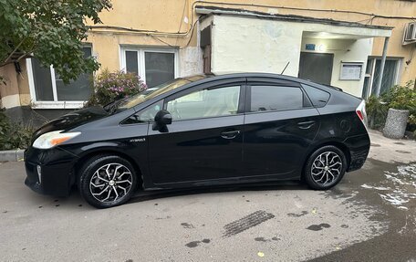 Toyota Prius, 2012 год, 1 800 000 рублей, 3 фотография