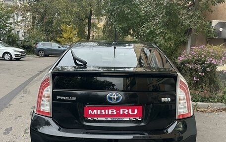 Toyota Prius, 2012 год, 1 800 000 рублей, 2 фотография