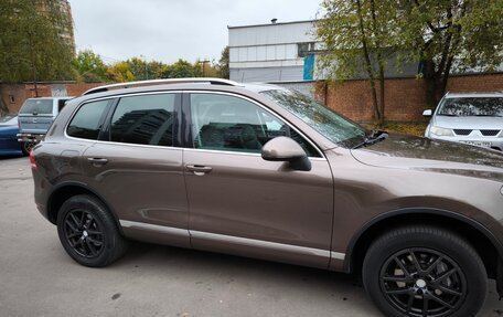 Volkswagen Touareg III, 2011 год, 1 840 000 рублей, 4 фотография