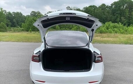 Tesla Model 3 I, 2022 год, 5 169 000 рублей, 9 фотография