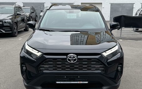 Toyota RAV4, 2024 год, 5 300 000 рублей, 9 фотография