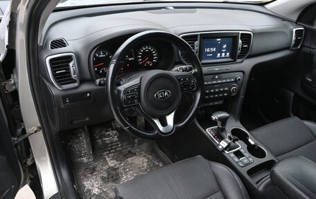 KIA Sportage IV рестайлинг, 2017 год, 2 200 000 рублей, 9 фотография