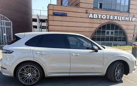 Porsche Cayenne III, 2022 год, 18 200 000 рублей, 4 фотография