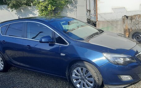 Opel Astra J, 2010 год, 760 000 рублей, 4 фотография