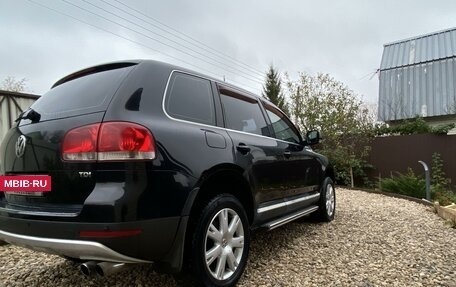 Volkswagen Touareg III, 2005 год, 949 999 рублей, 8 фотография