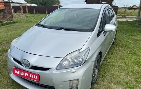 Toyota Prius, 2010 год, 968 500 рублей, 10 фотография