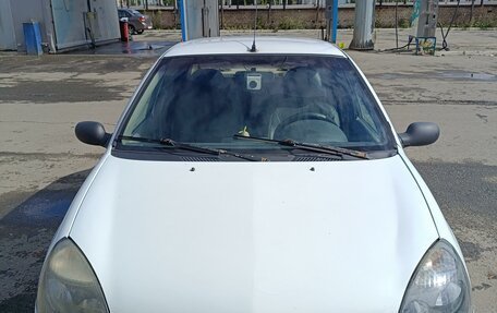 Renault Symbol I, 2002 год, 230 000 рублей, 2 фотография