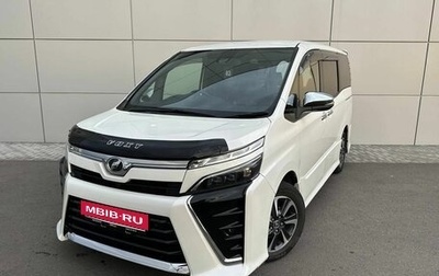 Toyota Voxy III, 2019 год, 2 490 000 рублей, 1 фотография