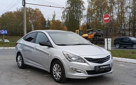 Hyundai Solaris II рестайлинг, 2015 год, 1 086 500 рублей, 3 фотография