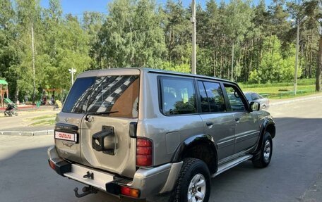 Nissan Patrol, 2001 год, 695 000 рублей, 5 фотография