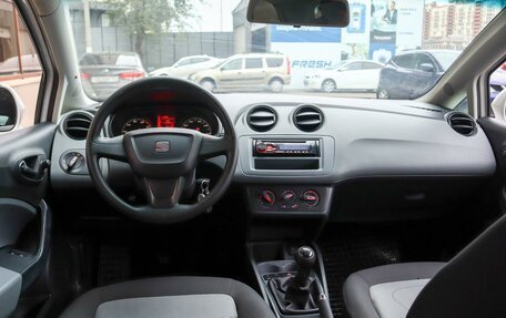 SEAT Ibiza IV рестайлинг 2, 2012 год, 949 000 рублей, 6 фотография