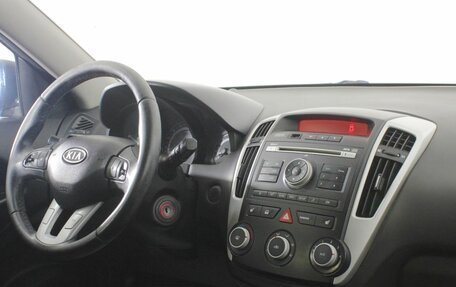 KIA cee'd I рестайлинг, 2010 год, 720 000 рублей, 9 фотография