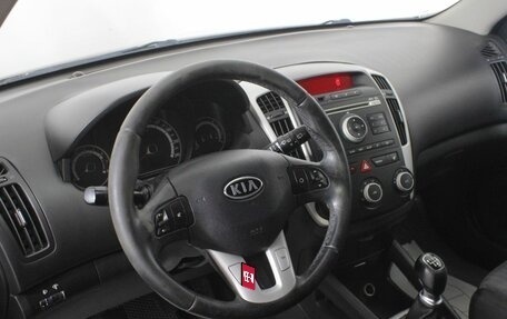 KIA cee'd I рестайлинг, 2010 год, 720 000 рублей, 13 фотография