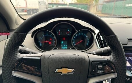 Chevrolet Cruze II, 2013 год, 950 000 рублей, 8 фотография