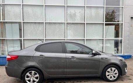 KIA Rio III рестайлинг, 2014 год, 930 000 рублей, 2 фотография