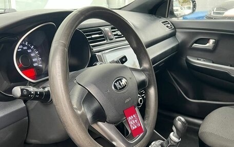 KIA Rio III рестайлинг, 2014 год, 930 000 рублей, 21 фотография