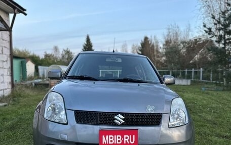 Suzuki Swift III, 2005 год, 520 000 рублей, 1 фотография