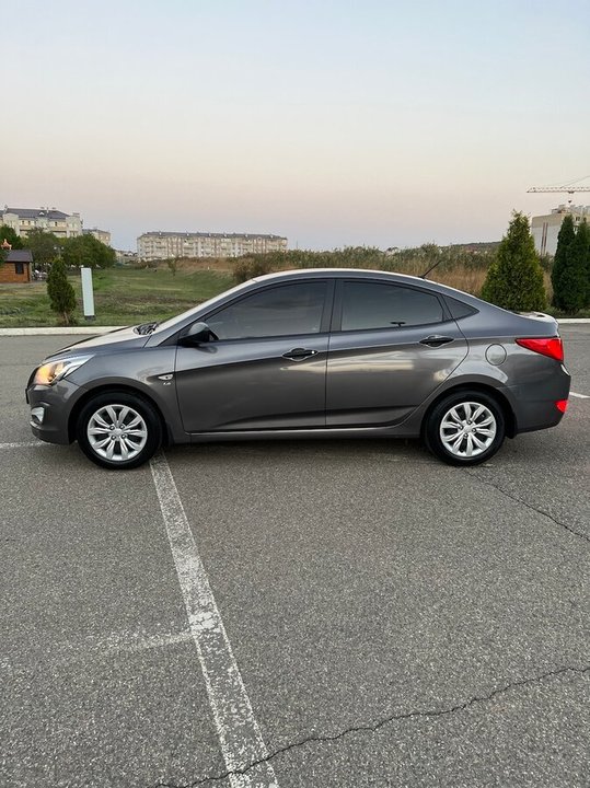 Hyundai Solaris II, 2017 год, 370 000 рублей, 7 фотография