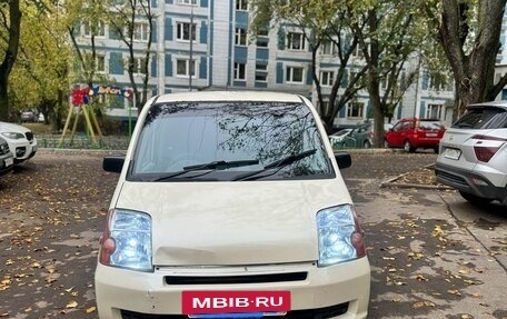 Honda Mobilio I, 2002 год, 559 000 рублей, 2 фотография