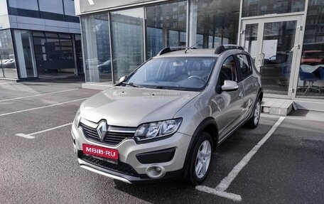 Renault Sandero II рестайлинг, 2016 год, 953 000 рублей, 1 фотография