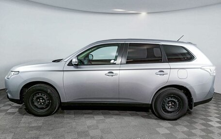 Mitsubishi Outlander III рестайлинг 3, 2013 год, 1 839 000 рублей, 8 фотография