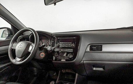 Mitsubishi Outlander III рестайлинг 3, 2013 год, 1 839 000 рублей, 11 фотография