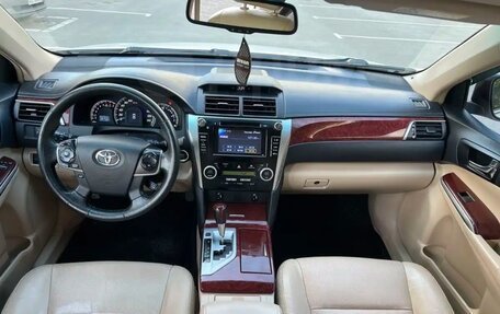 Toyota Camry, 2013 год, 1 810 000 рублей, 7 фотография