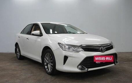 Toyota Camry, 2016 год, 1 920 000 рублей, 3 фотография